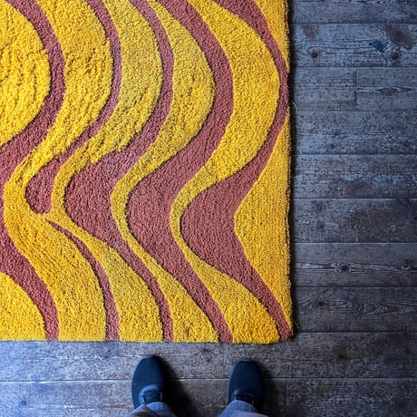 USED ACRYL SHAGGY RUG