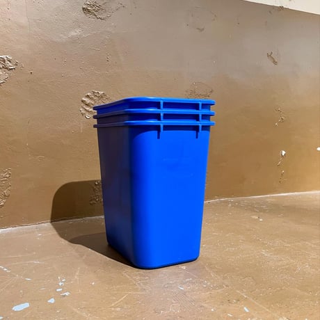 USED “RUBBERMAID” TRASH BOX