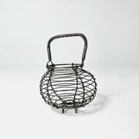 VINTAGE WIRE BASKET