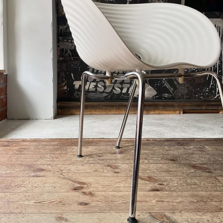 USED "VITRA / TOM VAC" DESIGNED BY Ron Arad