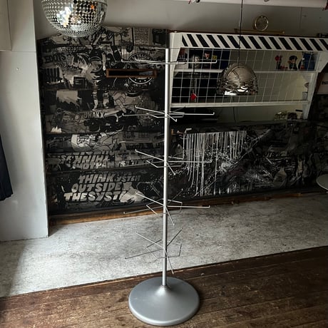 USED STEEL POLE HANGER RACK