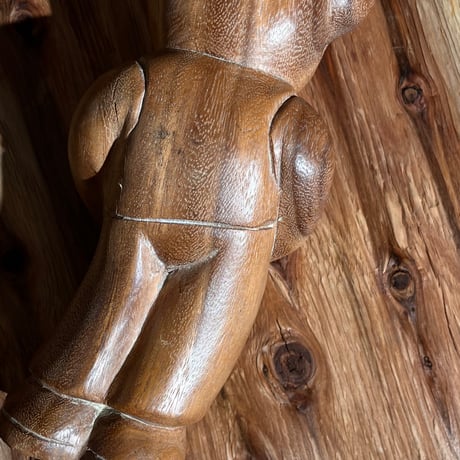USED UNKNOWN ARTIST WOODEN BEAR