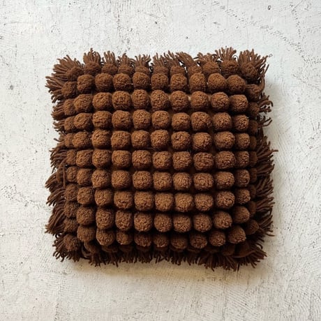 CLUSTER CUSHION