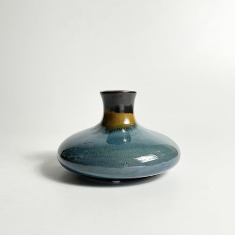 USED CERAMIC FLOWER VASE