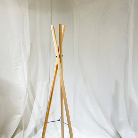 QUIET SPACE TOOL & FURNITURE "LINDA"