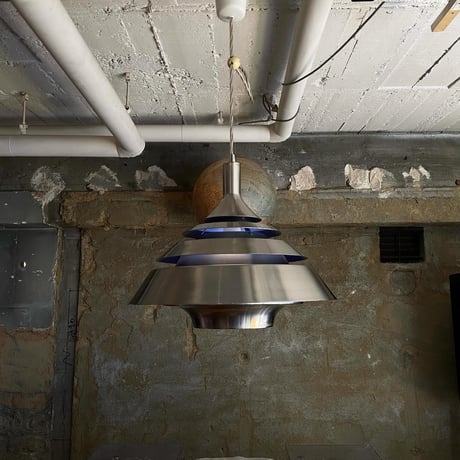 USED METAL SHADE PENDANT LAMP