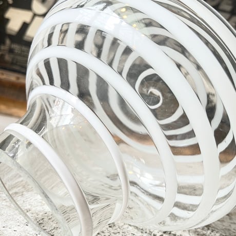 USED GLASS FLOWER VASE