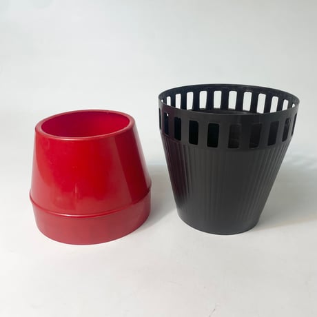 USED PLASTICS TRASH BOX