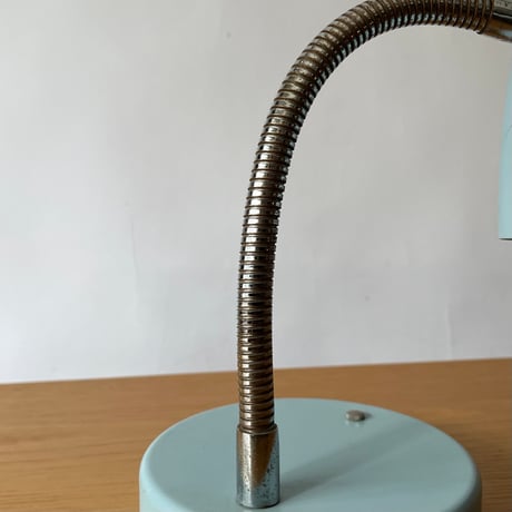 JAPAN USED METAL SHADE TABLE LAMP