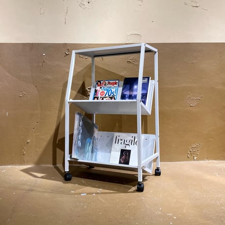 USED METAL CARRY RACK