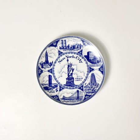 USED 80-90'S NY CERAMIC PLATE