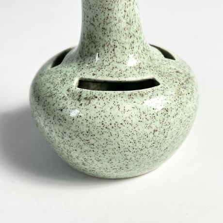 VINTAGE 50'S "THE ARTISTS BARN" CERAMIC FLOWER VASE