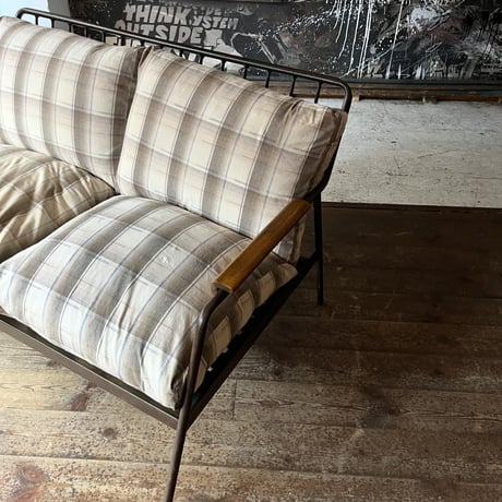 USED METAL FLAME FABRIC SEAT 2P SOFA