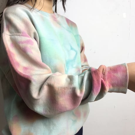 USED TIE DYE SWEAT