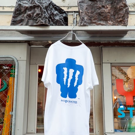 "BACKSCRACHER" T-SHIRT