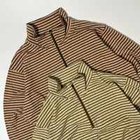 COMFORTABLE REASON "Multi Border L/S Stand Zip"