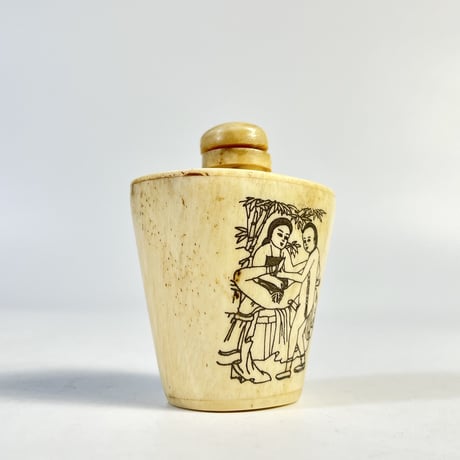VINTAGE ELEPHANT TUSK APHRODISIAC CASE