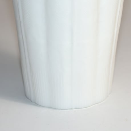 USED GLASS LEAF DESIGN FLOWER VASE