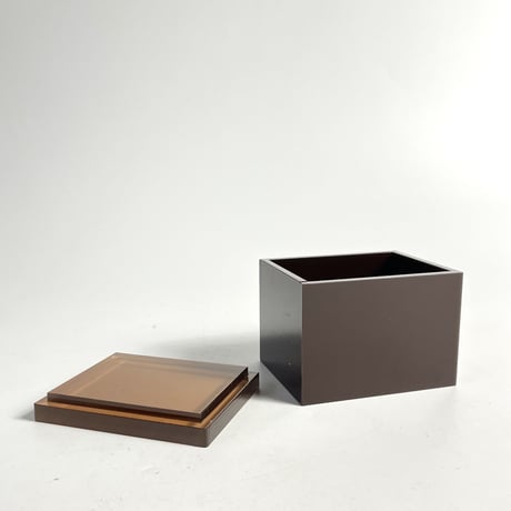 USED ACLYIC CASE