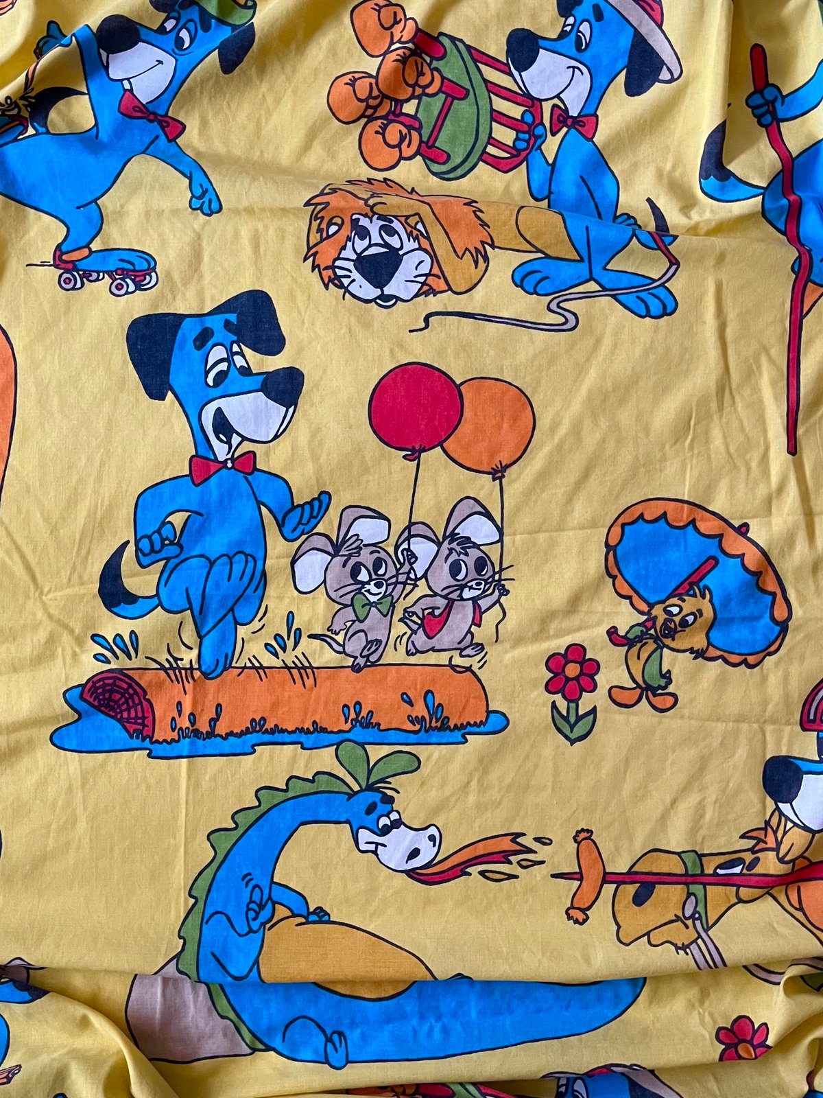 VINTAGE 70'S “HUCKLEBERRY HOUND” BED SHEET | Co