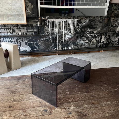 USED "KARTELL / USAME TABLE"