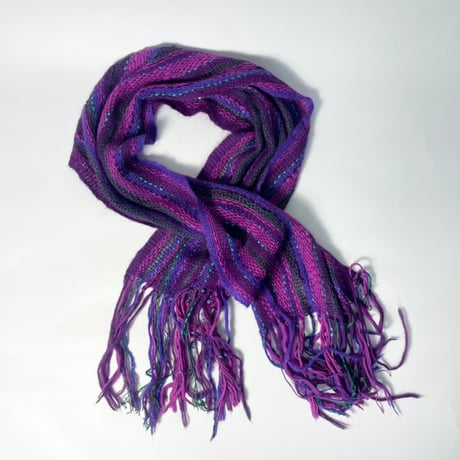 USED KNIT SCARF