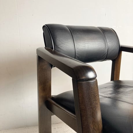 WOODEN ARM CHAIR