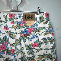 LADIES DEAD STOCK 80'S "LEE" FLORAL SHORTS
