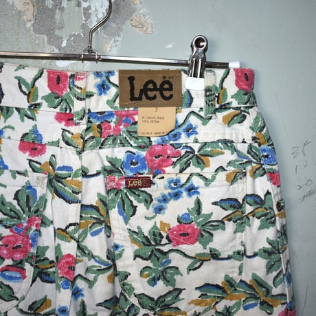 LADIES DEAD STOCK 80'S "LEE" FLORAL SHORTS