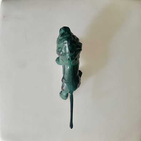 USED BRONZE LION SCULPTURE
