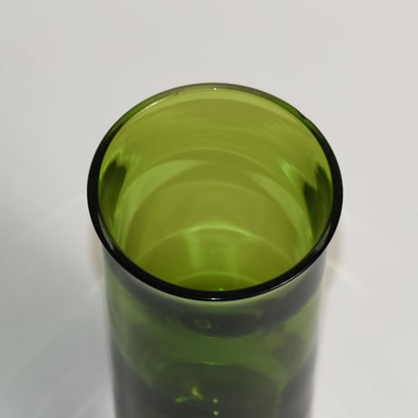 USED GLASS FLOWER VASE