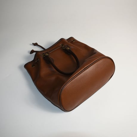 USED "LIZ CLAIBORNE" LEATHER PORCH