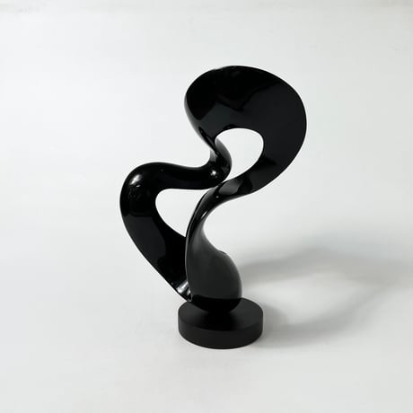 USED “DV D’SIGN” ABSTRACT WAVE OBJECT