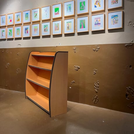 USED WOODEN BOOK SHELF