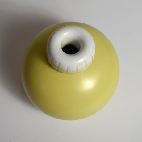 USED CERAMIC FLOWER VASE