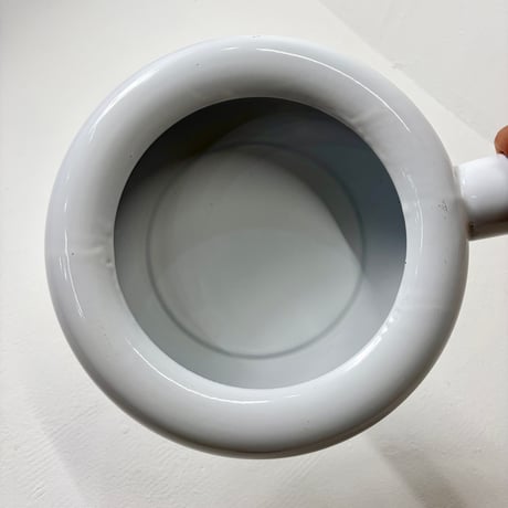 VINTAGE KOCKUMS WHITE ENAMEL BEDPAN