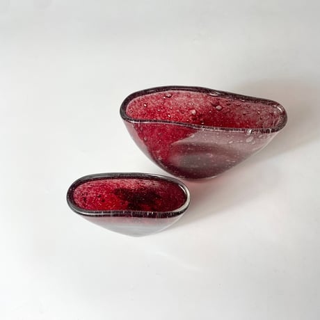 USED GLASS FLOWER VASE