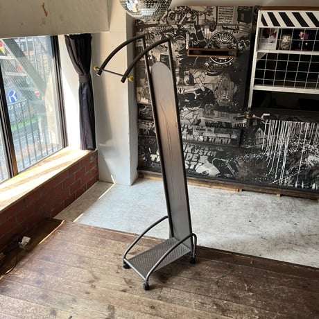 USED STEEL FRAME CARRY STAND MIRROR