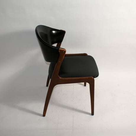 VINTAGE 60'S "KOTOBUKI" WOODEN LEG LEATHER SEAT