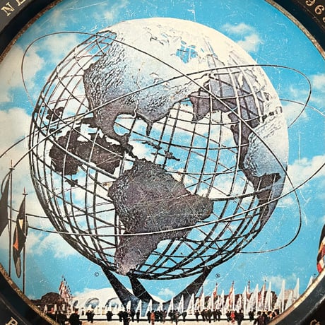 USED “NY WORLD’S FAIR”METAL PLATE