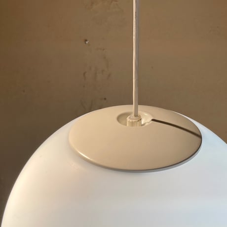JAPAN USED PLASTICS GLOBE PENDANT LAMP