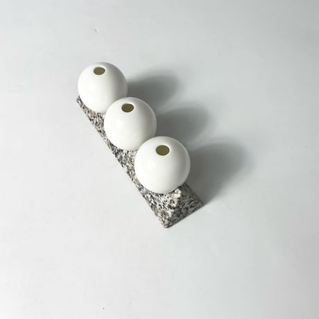 USED STONE BASE CERAMC FLOWER VASE