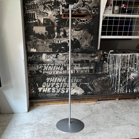 JAPAN USED “ITOKI” STEEL LEG COAT HANGER