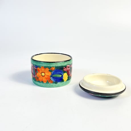 USED FLOWER PAINTED CERAMIC DISH
