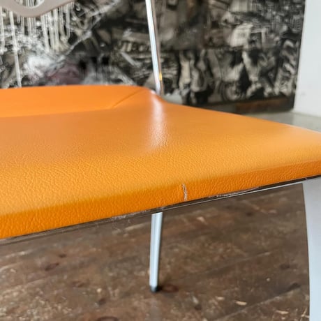 USED IRON LEG VINYL LEATHER CHAIR
