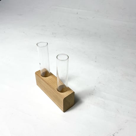 USED WOODEN STAND GLASS FLOWER VASE