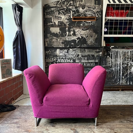 USED IRON LEG FABRIC 1P SOFA