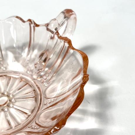 VINTAGE PINK DEPRESSION GLASS DISH