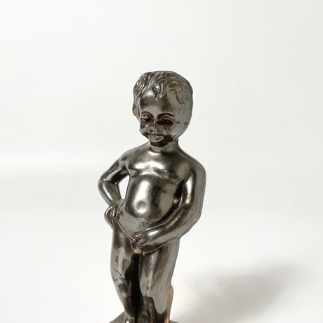 USED MANNEKEN PIS STATUE