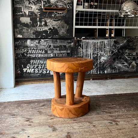 USED WOODEN CENTER TABLE